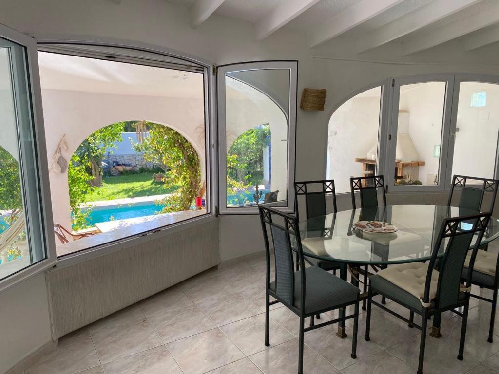 Beautiful Villa With Pool, Barbecue, And Garden Γιαβέα Εξωτερικό φωτογραφία